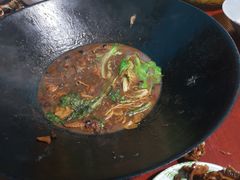 -武氏皖北网红三胖地锅鸡(桐城路店)