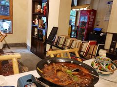 -霄汉牛三鲜湖北砂锅菜(万松园2店)