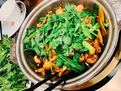-芳村榕树头叹佬鸡煲(体育西店)