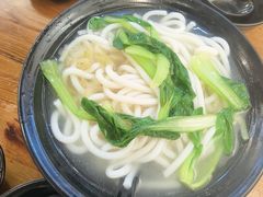 -丽虹云南过桥米线(兴工街店)