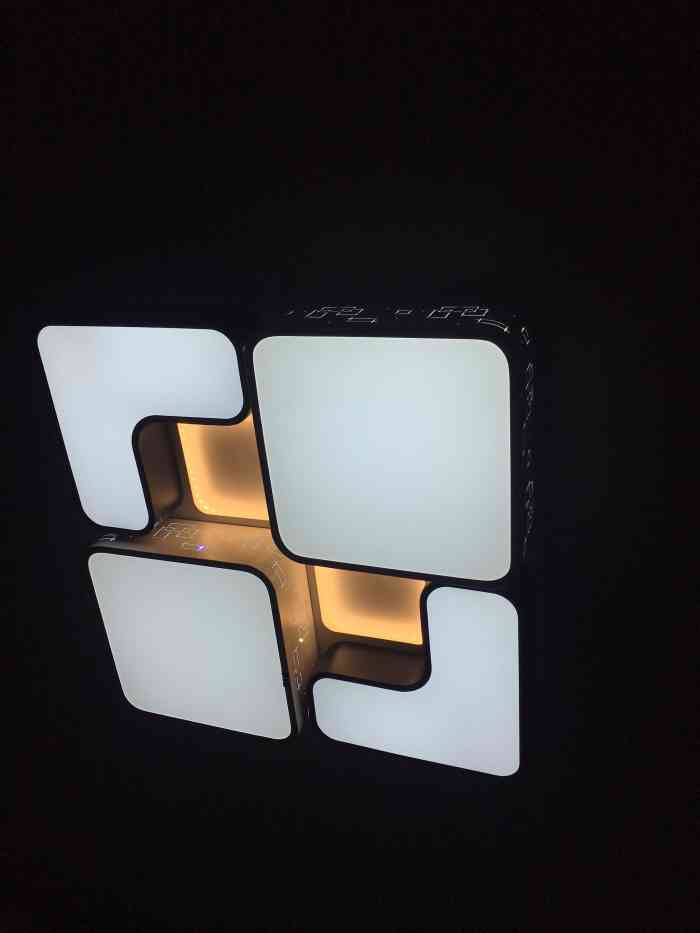 朗士照明-"家里原来的怀了,后来在这里配的,感觉还可.