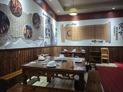 -岳记兴隆·青城腊排铜火锅(融创店)