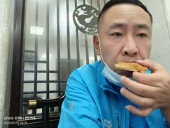 -红鼎斋酸菜鱼(蒋家桥小区店)