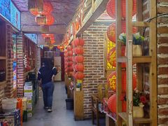 -闯关东东北农家菜(崂山石老人店)