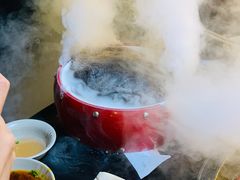 鸿运大鼓毛肚-茅草房·河畔园林火锅