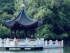 -汇龙潭