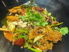 -醉人椒麻辣香锅(上地华联店)