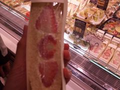 -巴黎贝甜(龙之梦购物中心虹口店)