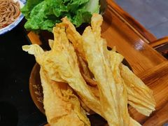 -锅来乐地锅鸡(安亭店)
