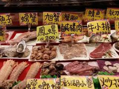 -六合夜市