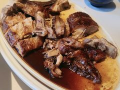 -八府香鸭·啫啫煲(华山路店)