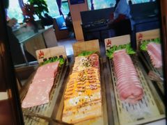 -新艺自助美食城(中山路店)