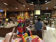 -诚品(信义店)