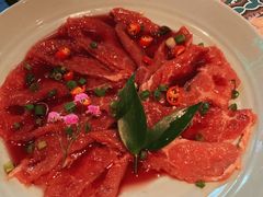 水上漂嫩牛肉-大隐·成都火锅Bistro(合生麒麟新天地店)