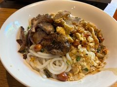 -牛八宝桂林米粉(八里庄店)