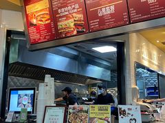 -The Habit Burger Grill 哈比特汉堡(复兴soho店)
