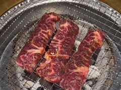 -山川小町·极番烧肉(新地假日广场店)