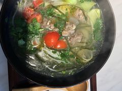 -蒙小妹骨汤饭.米线(新光路店)
