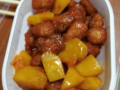 鲜菠萝糖醋鸡-京味斋·烤鸭·北京菜(安贞店)