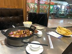 -胡须佬鸡煲四季火锅店(石厦西村直营店)