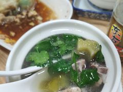 -三身人金新肠粉(丹霞店)