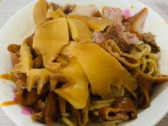-建国蚵煎蚵面