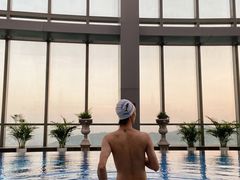 -珠海瑞吉酒店游泳池