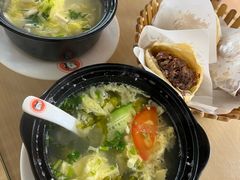 -闫家驴肉老店(华电一校店)