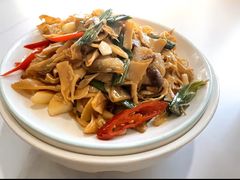 -九道菜有鸡鱼头(石鼓路店)