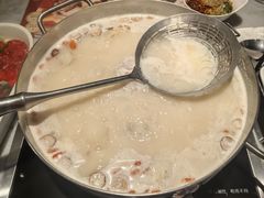 -尚尚仙·酸汤猪手·猪肚鸡火锅(华联万柳购物中心店)