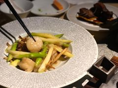 -穹六人间 people 6(岳阳路店)