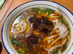 -矮子粉店1985·长沙米粉(湘春路店)
