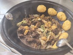 -粘豆包柴火铁锅炖