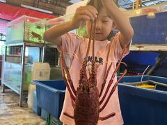 -大树下海鲜饭店
