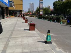 -长江国际商业购物中心·停车场