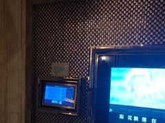 -豪门金钻量贩式KTV