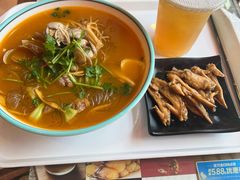 -何记花甲(海岸城旗舰店)