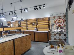 -罗伯特眼镜·蔡司官方授权(罗湖国贸店)