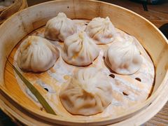 小龙虾灌汤包-佬泰丰斋· 乌镇茶食餐厅