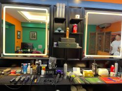 -鸿運 BARBER SHOP男士理发馆