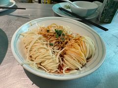 -姚姚酸菜鱼·金戈戈香港豉油鸡(喜荟城联名店)