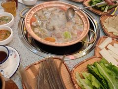 -阿婆情腊排骨火锅(金虹路店)
