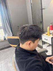 -藤野造型烫发染发