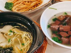 -馋三尺蟹粉小笼(人民广场店)