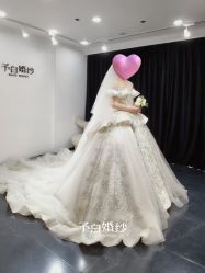 -予白婚纱礼服馆