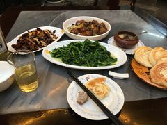 -蔼若春.传承三十年云南菜(金碧公园店)