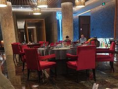 -粤尚腾香居中餐厅(首都机场希尔顿店)