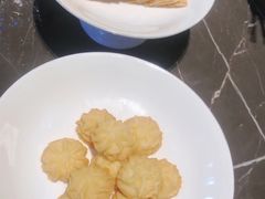 -海派悦庭·海胆烧麦·新融合菜(凯德广场店)