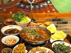 -亮欢寨酸汤鱼(沙冲路店)