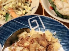 -红猪卤肉饭(大西洋美食城店)